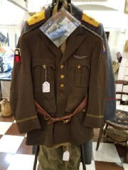 Items/uniform1.jpg